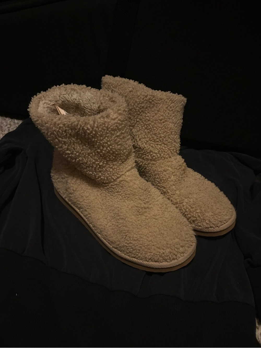 Old Navy Women's Sherpa Pull-On Booties - Cream